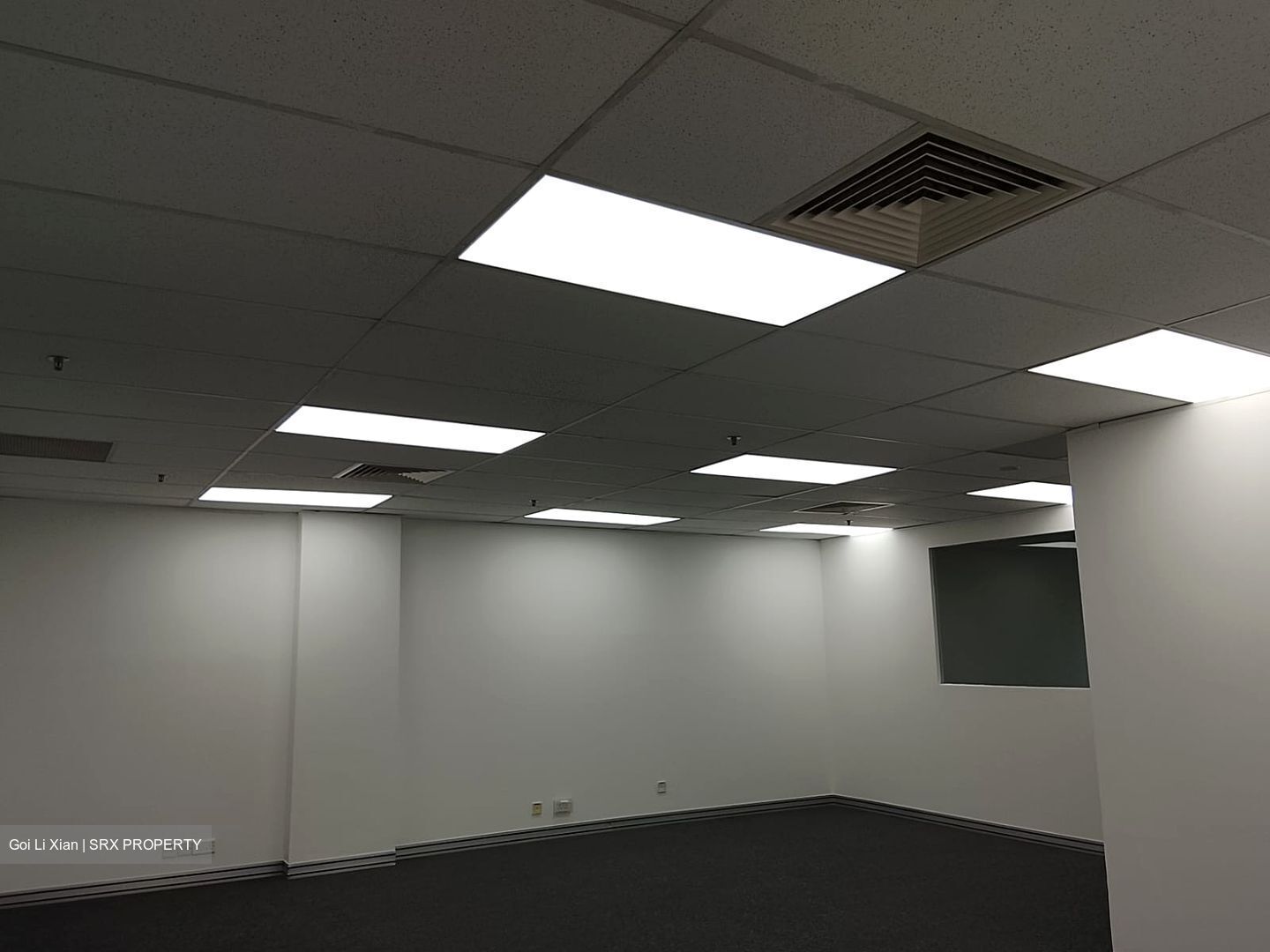 Clementi Loop (D5), Warehouse #589307931